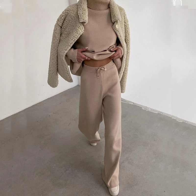 Queralt | Conjunto Elegante y Minimalista de Dos Piezas Mharta Elena para Mujeres