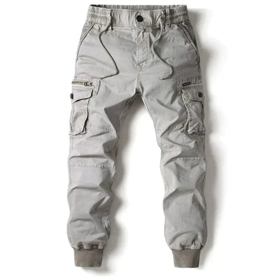Chase | Elegantes pantalones cargo con diseño práctico.