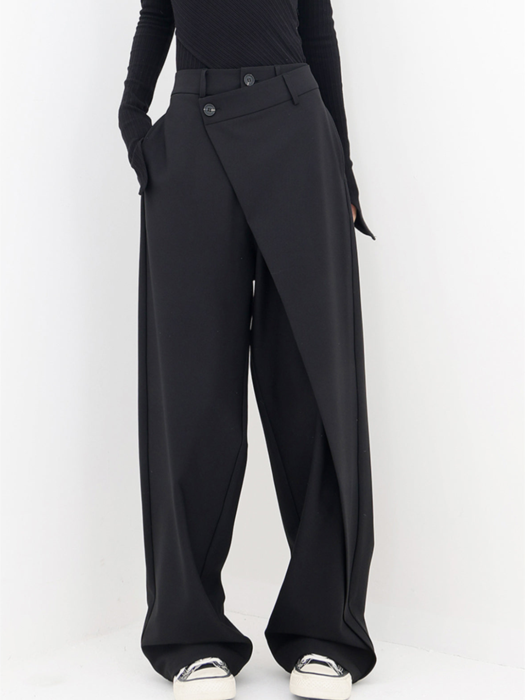 Ambar | Pantalón asimétrico con diseño vanguardista