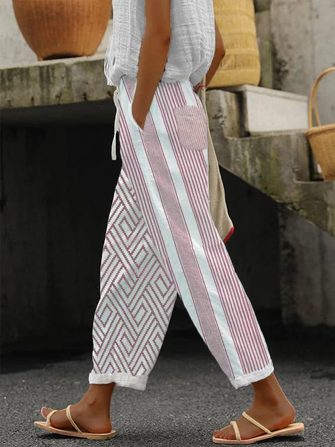 Lilian | Pantalón de rayas con botones decorativos