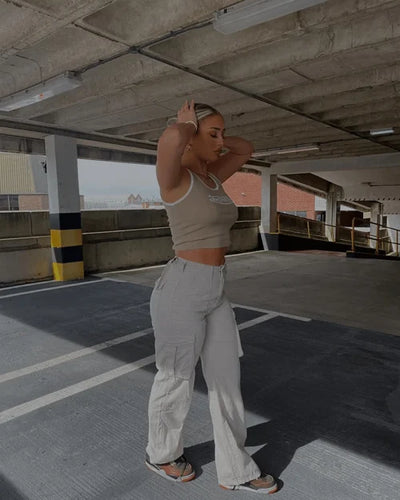 Marina | Pantalón cargo con diseño recto y ajuste perfecto