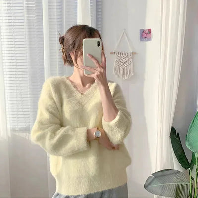 Camille | Sweater de Otoño con Cuello en V para un Look Sofisticado