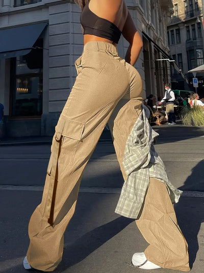 Patricia | Pantalón cargo chic con estilo urbano y moderno