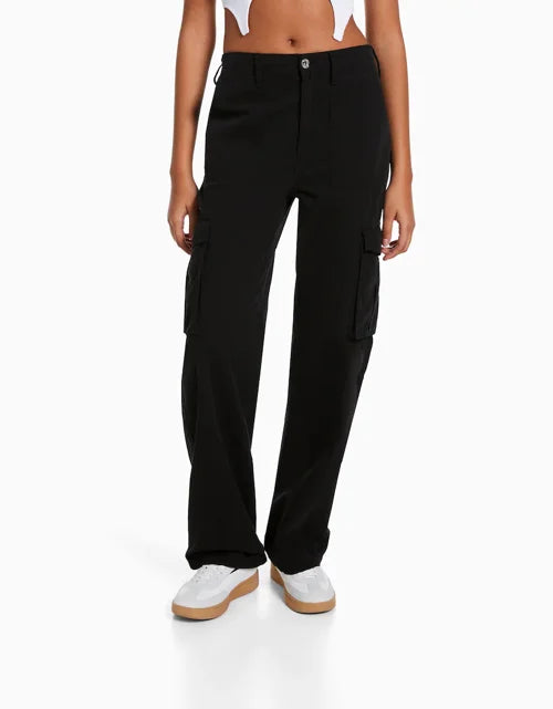 Marina | Pantalón cargo con diseño recto y ajuste perfecto