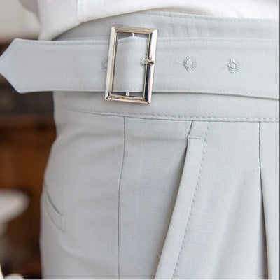 Zachary | Pantalón de hebillas clásicas con estilo.
