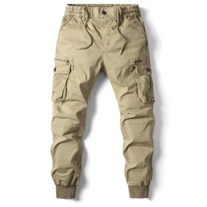 Chase | Elegantes pantalones cargo con diseño práctico.