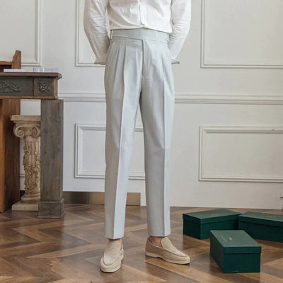 Zachary | Pantalón de hebillas clásicas con estilo.