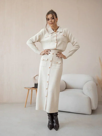 Inés | Conjunto Chic Kasandra: Blazer y Falda de Punto Elegante para Mujer