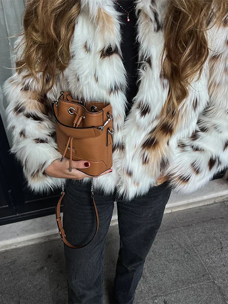 Charlotte | Chaqueta de piel sintética vintage con estampado de leopardo