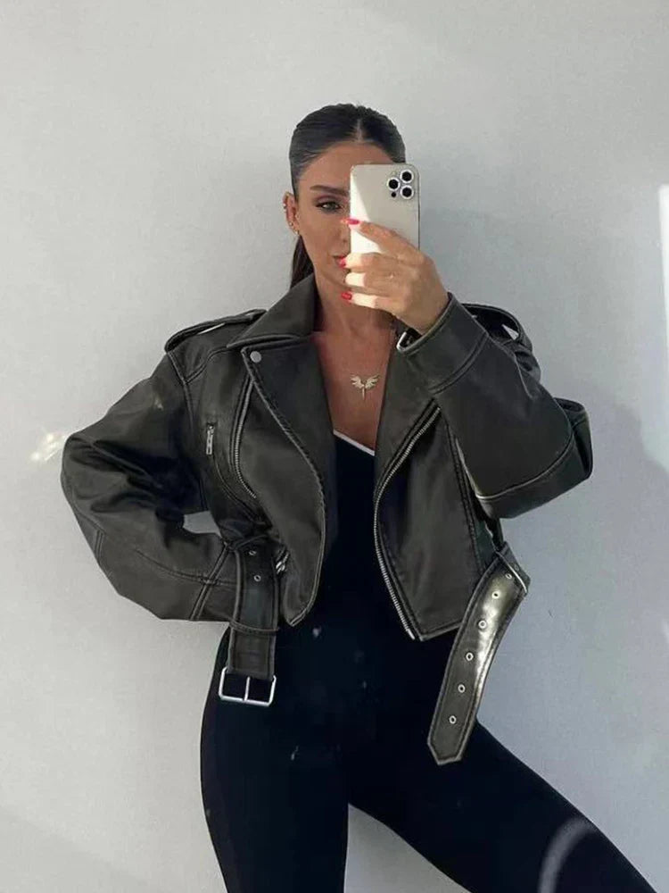 Maya | Chaqueta de cuero vintage elegante