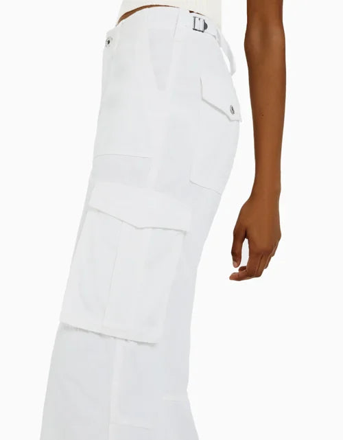 Marina | Pantalón cargo con diseño recto y ajuste perfecto