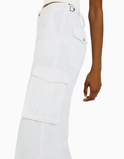 Marina | Pantalón cargo con diseño recto y ajuste perfecto