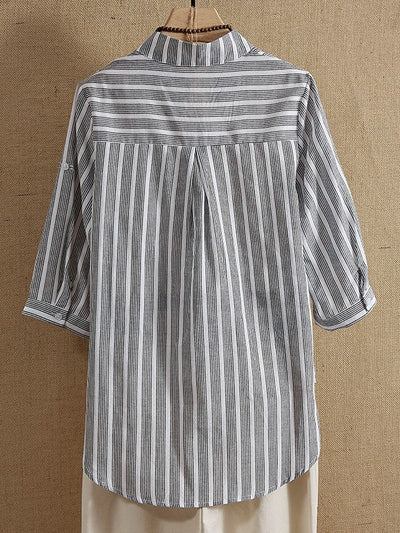 Lidia | Camisas y tops informales de media manga con cuello de pico y estampado de rayas