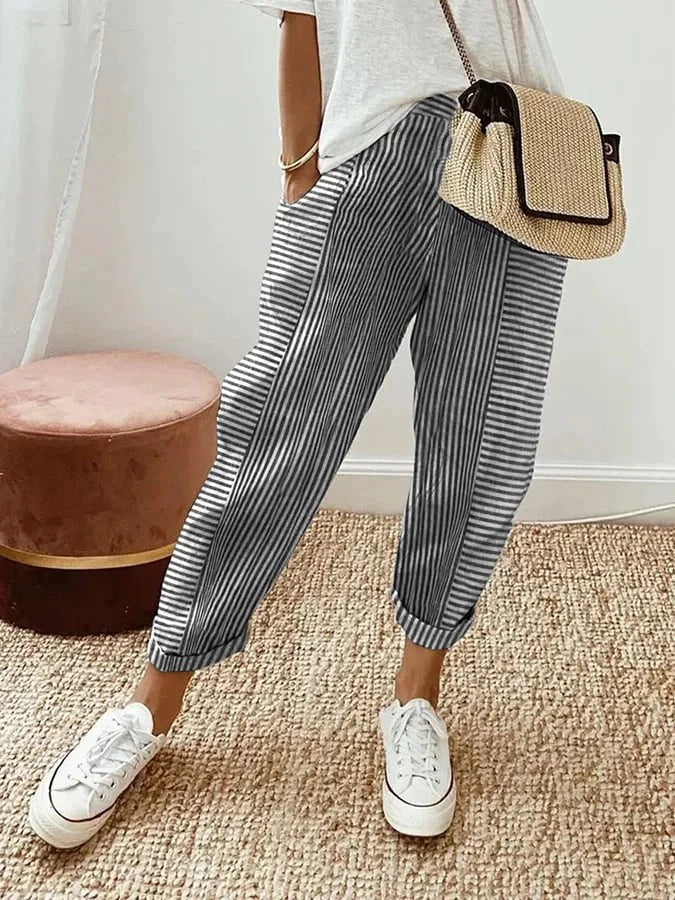 Natalia | Pantalón de rayas en algodón con diseño liviano