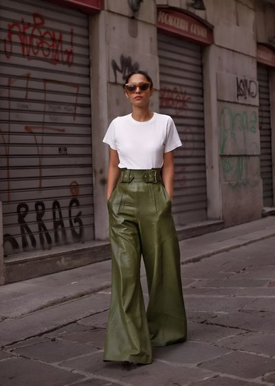 Leticia | Pantalón ancho de cuero sintético con bolsillos elegantes