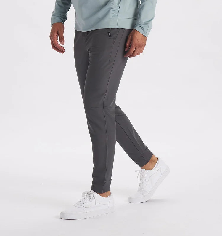 Daniel | Pantalones con elastano y ajuste casual.