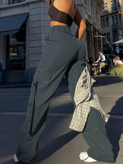 Patricia | Pantalón cargo chic con estilo urbano y moderno